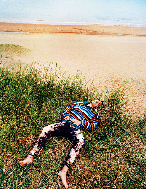 liam-harry:  Short haired Harry for Another Man Magazine
