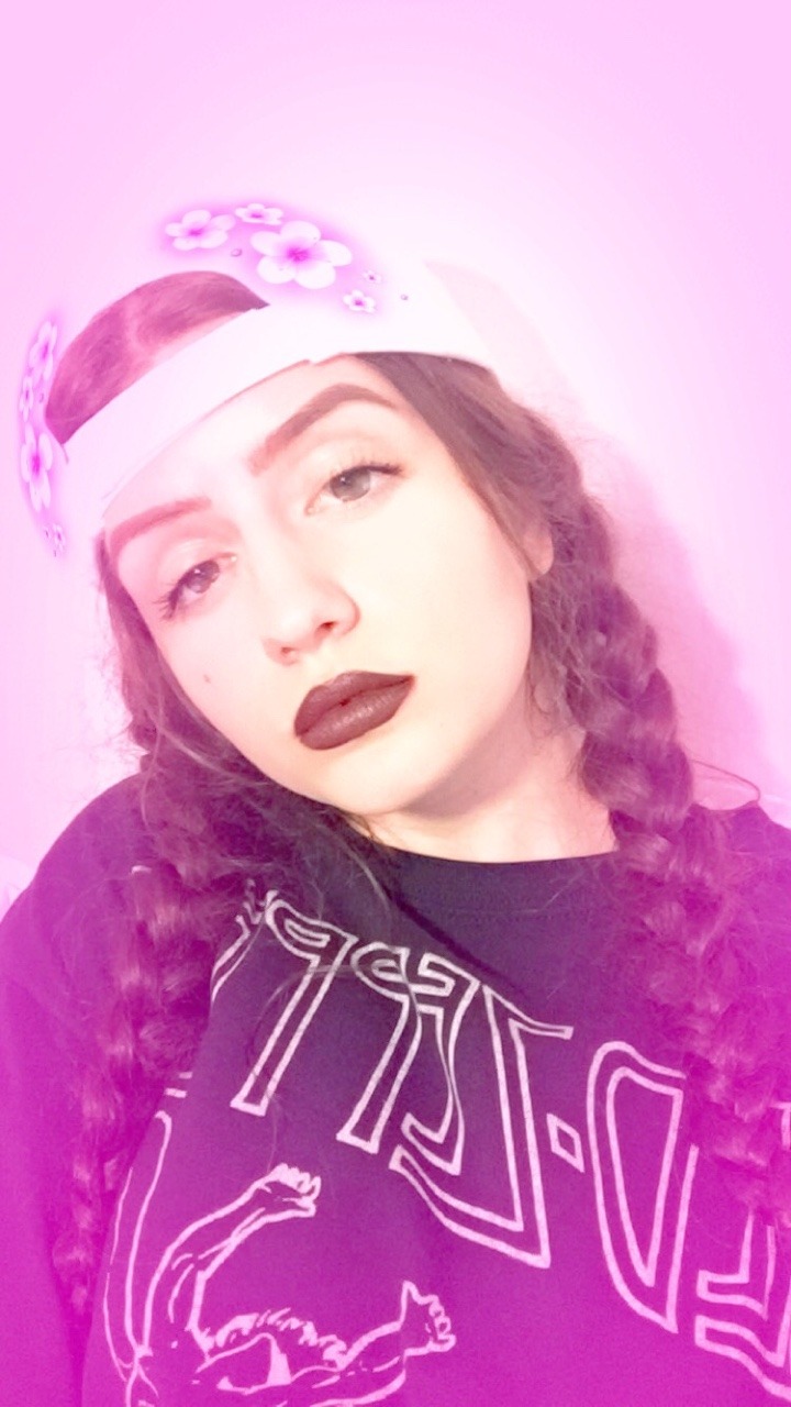 yall, this fuckin snapchat filter is so cute wtf