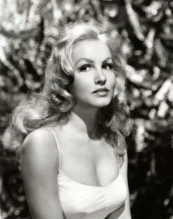 denverbob:  julie newmar