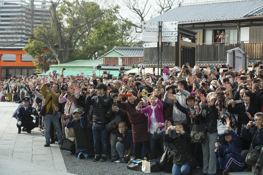 stereoculturesociety:DailyPBO: The First Lady in Japan - March 2015 Photos from
