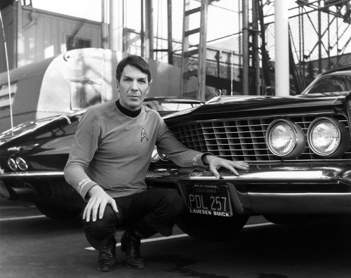 itshistory: Leonard Nimoy as Spock in the studio parking lot with his 1964 Buick Riviera. [1200x950]