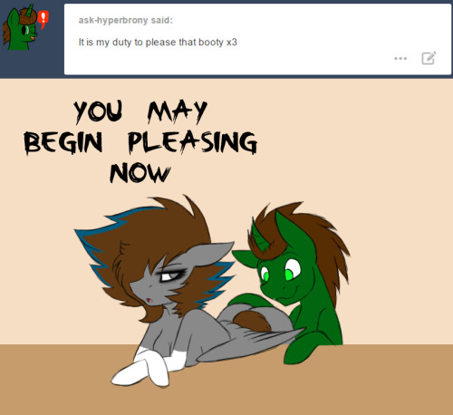 cloppy-pony:  Asked by ask-hyperbronyWings and tails just get in the way DX  X3