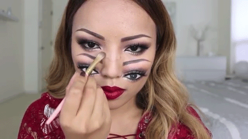 sun–flours:  sizvideos:   Watch the video of this Trippy Double Vision Makeup Look 