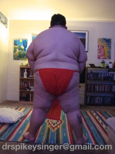 drspikeysinger:  lachaserlovechub:  drspikeysinger:  imhereforthemen:  I missed the