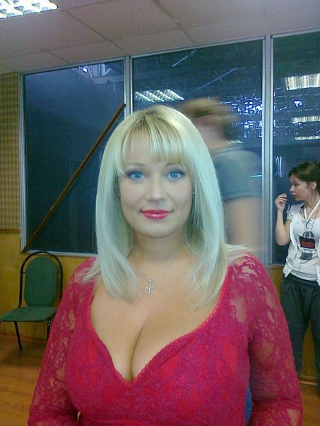 Wow,lady in red.