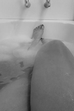 Bath Time! So I&Amp;Rsquo;M Nothing Special But This Is Me, I Am Finally Going To