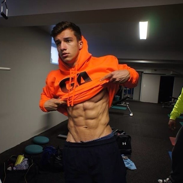 musclepuppysplaypen:  Abs + HIIT Day 