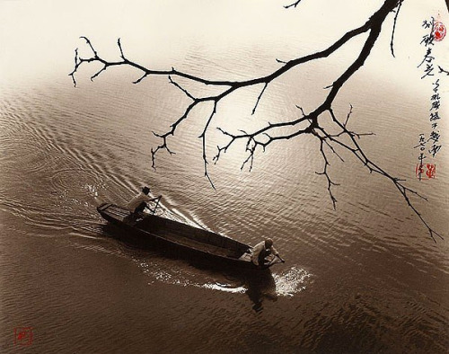 fuckyeahchinesefashion: giuseppepetrocelli: China Don Hong-Oai was born in 1929 in the city of Gu