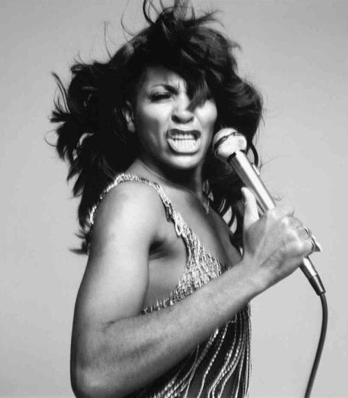 twixnmix:Tina Turner photographed by Richard Avedon for Vogue in New York on June 13, 1971.