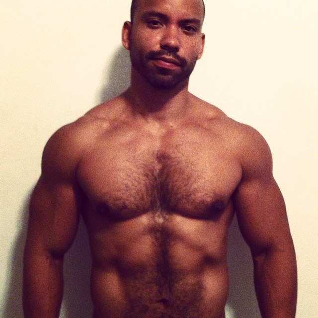 savvyifyanasty:  mrteenbear:  #workout #gym #pic by legogomes http://ift.tt/19YM5CP