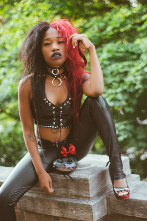 jaseminedenise: Do you really want me? Do you really want me– alive or dead to torture for my sins? Self Portraits: @jaseminedenisephotography  Brands I’m wearing: Iron Fist Clothing (Shoes / Clutch)@skgdesigns (Collar)@toxicvisionclothing (Pants) 