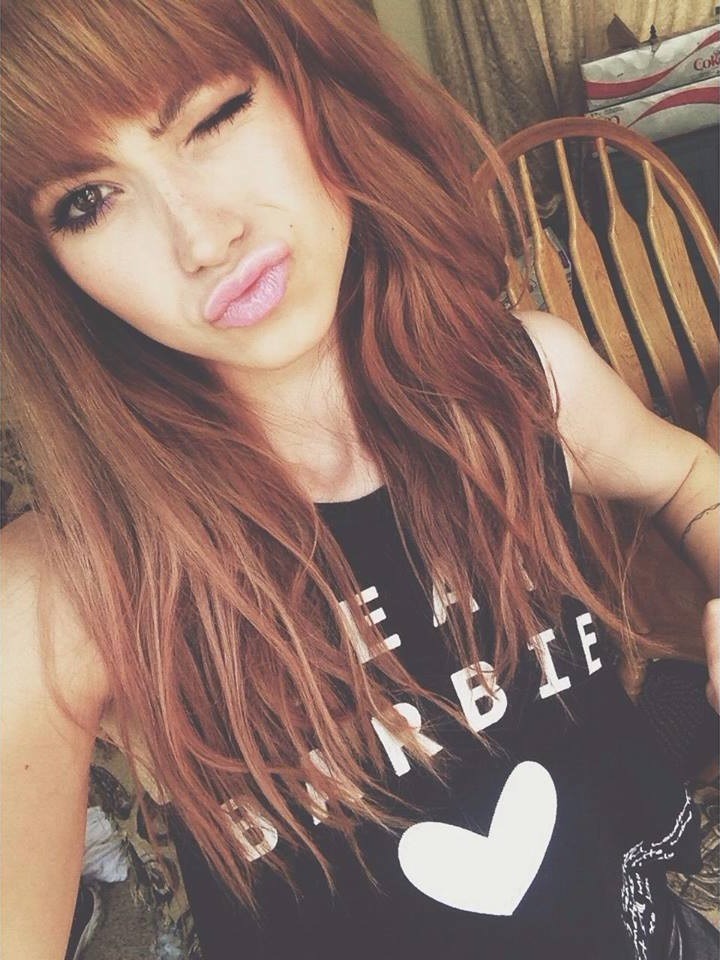 taydorable:  Guess who’s back back, Taylor’s back. 