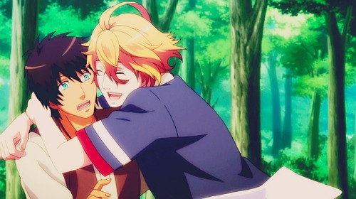 meinight: ★ Natsuki hugs  (づ￣ ³￣)づ 