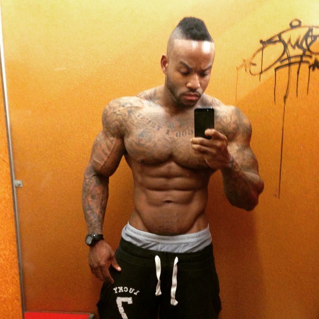 drwannabe:  Joshua Benoit  Mmm