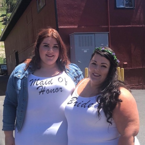 Maid of honor and bride.. yesterday was such an awesome day!!! #harrisatheavenly #celebratemysize #m