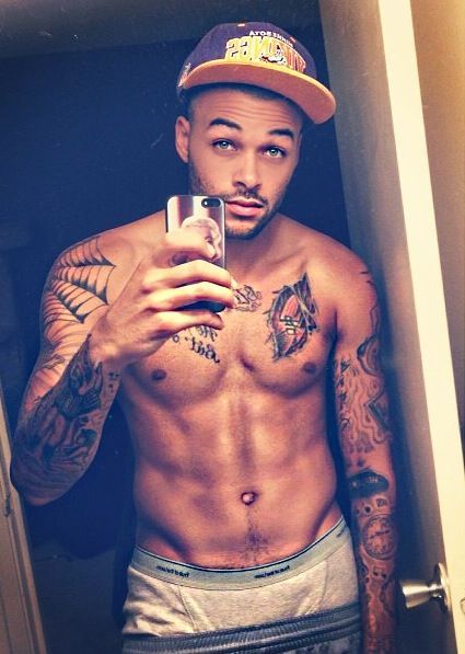 newhaircut:  thickumzz1:  lindsay35:  Don benjamin   😋😋  Don daddy 