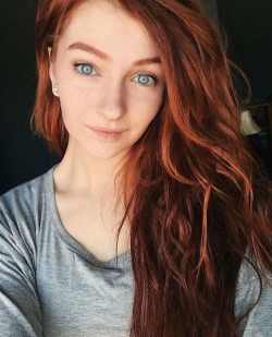 comics-redhead:  Redhead #95  So pretty so beautiful