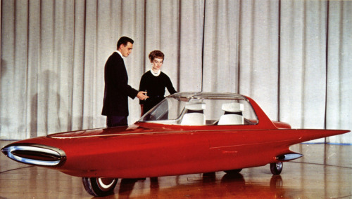 Alex Tremulis, Ford Gyron, two-wheeled concept car, 1961. Source 1 + 2 Ford Motor Company, USA.
