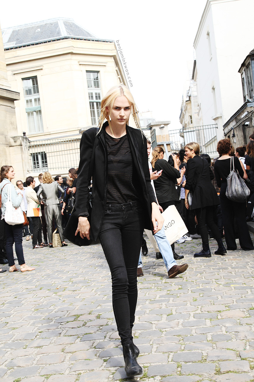 fashion-planet:  smokinginyc:  snappedbybenjaminkwan:  Henna Lintukangas at Ann Demeulemeester