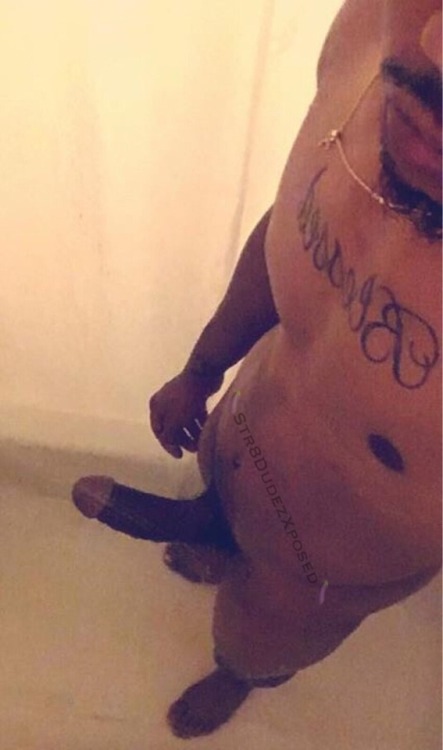 jaiwil79: ajuice2: str8dudezxposed: #FineNiggaFridayHttp://www.Str8DudezXposed.tumblr.com He is so 