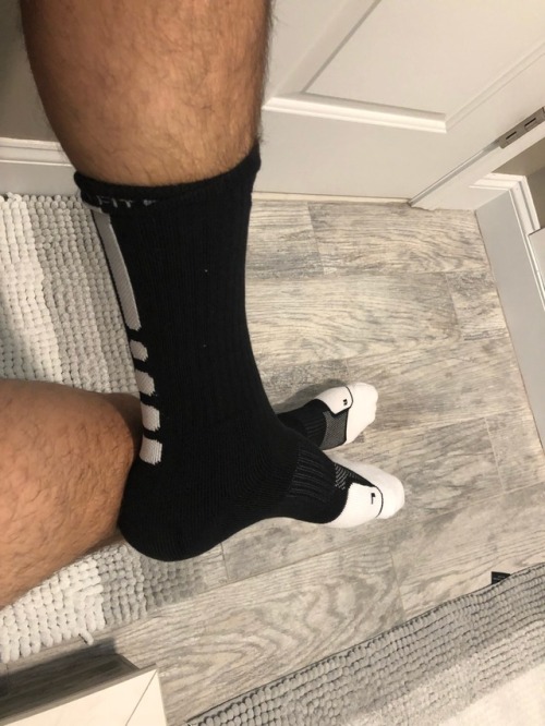 collegesocks22:  New Black and white nike adult photos