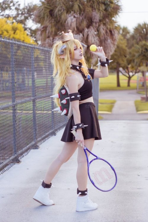 blablabladg: MeganCoffey as Bowsette (Super adult photos