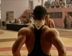 muscle-roids-y-bears:   Dangal Aamir Khan  