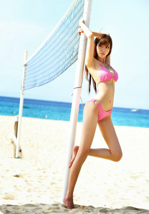 cilard2040:  MOKO GIRL … Part I  Stats Name: Ye Zi Xuan, Yoyiki Una 叶梓萱 DOB: 14th Nov 1989 Origin: Shanghai, ChinaStar sign: Scorpio Occupation: Actor, model Height: 171cm Weight: 44kg Measurements: 82/55/83cm More at: INSOMNIA 