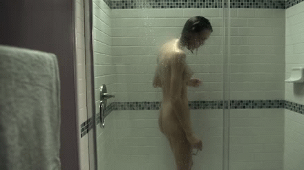 Porn Pics Christy Carlson Romano - Mirrors 2 (2010)