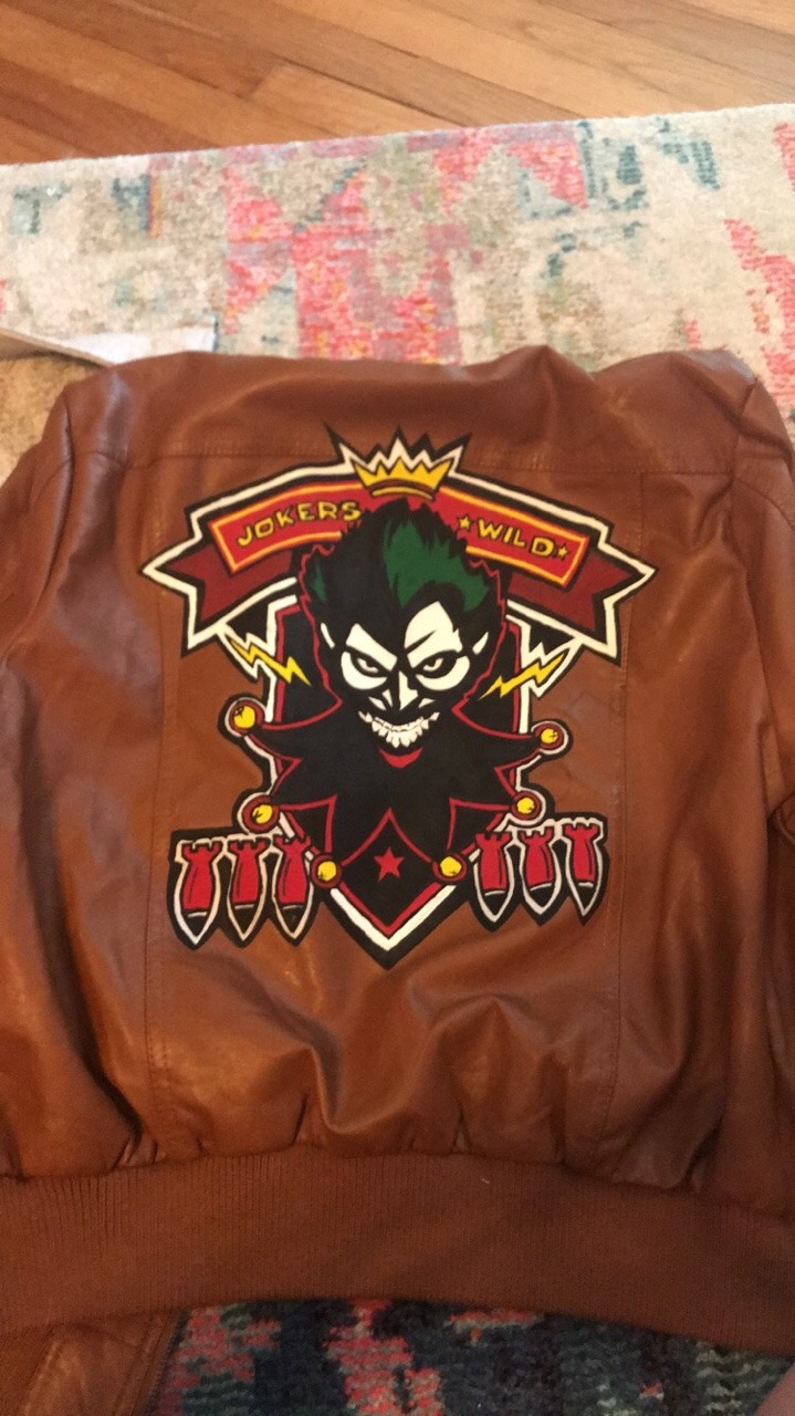 I found a tutorial for bombshell Harley’s jacket patch and it was so amazingly