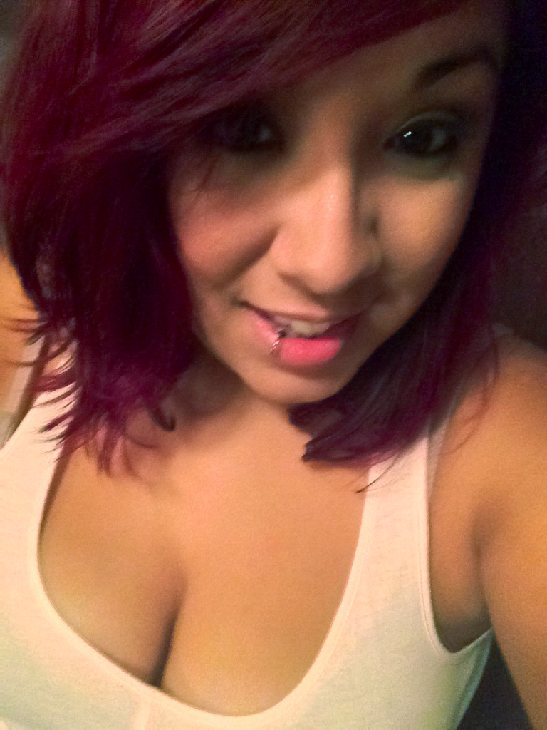 burninglikea-bridge:  Can I talk about how much I like my new haircut.