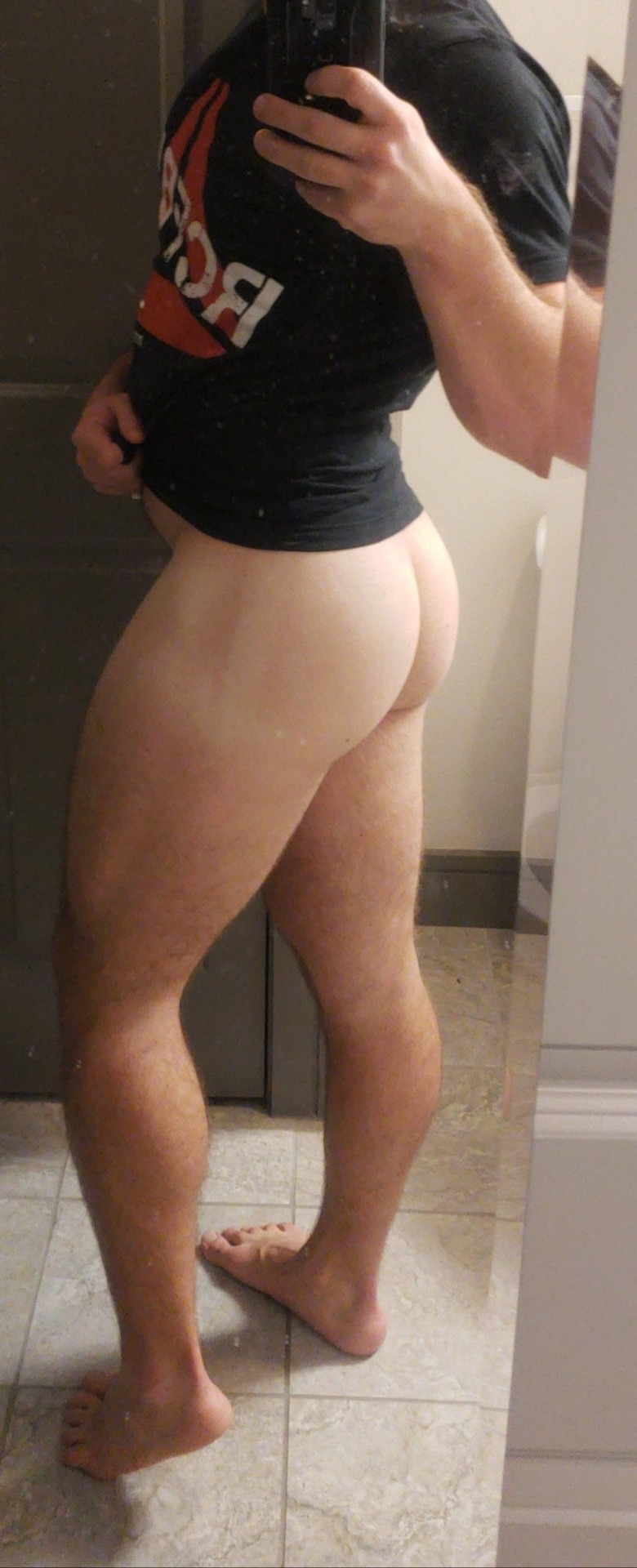 next-level-ego:  Feeling my butt today for once