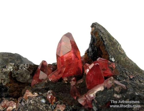 ggeology:Rhodochrosite // Uchucchacua Mine, Oyon Province, Lima Department, Peru 