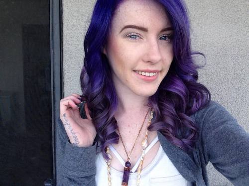 lavenderwaterwitch:  🌈✨🐚💜 its a good day 