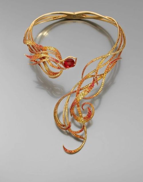 Phoenix necklace by Lorenz Baumer