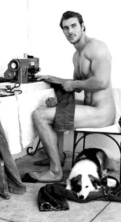 miguy248:  wonder if TOMMY HILFIGER started -out….  this way ????????????????????????????????????????????