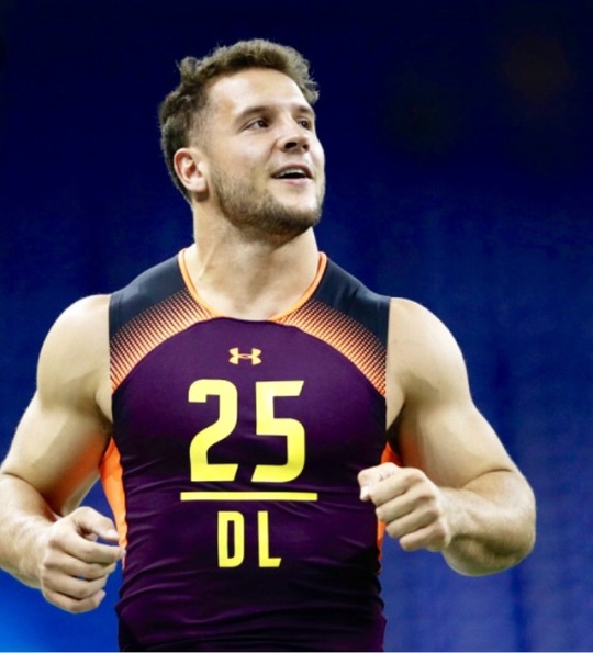 straightdudesexting:  I will let football stud Nick Bosa fuck me raw! 🏈Twitter: @straightdudehot