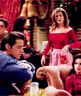 Rachel Green // favorite outfits + season 1