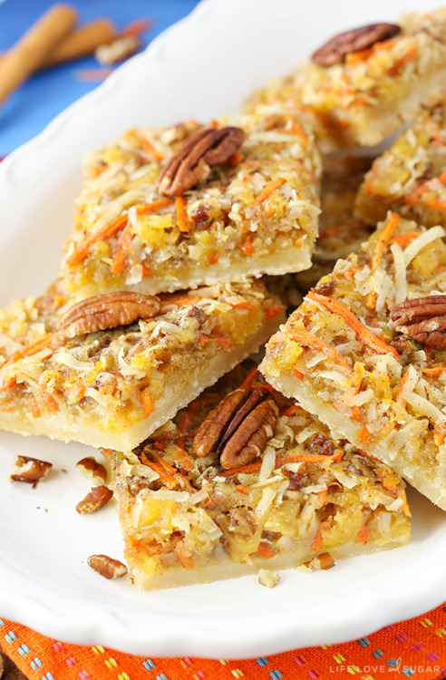 Carrot cake shortbread bars