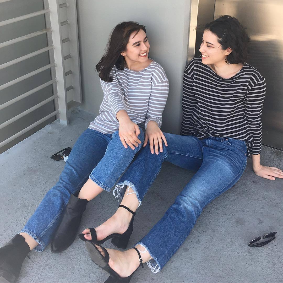 everlane:  Did we mention we love stripes?📷: @muchachita.bruja