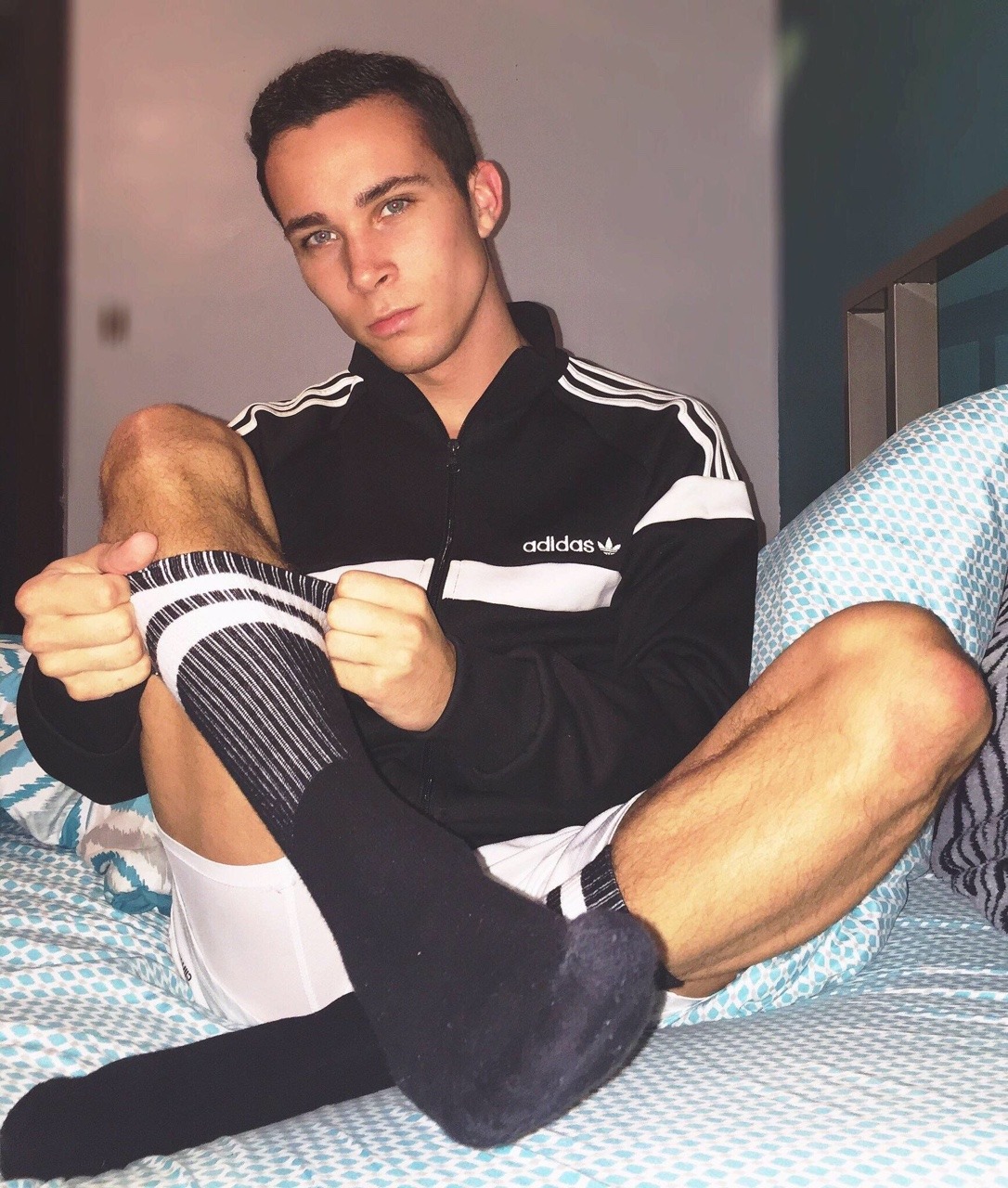 socksman80: