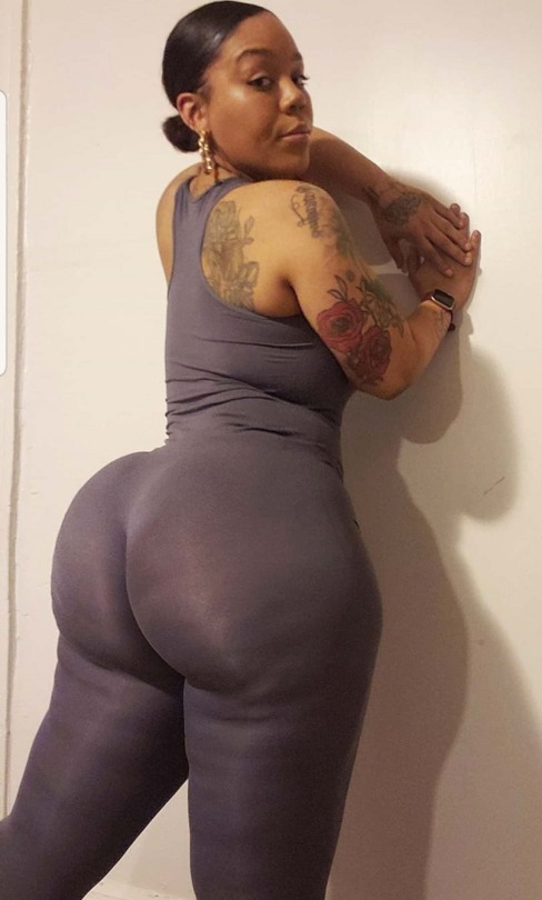 big-juggs-big-asses: adult photos