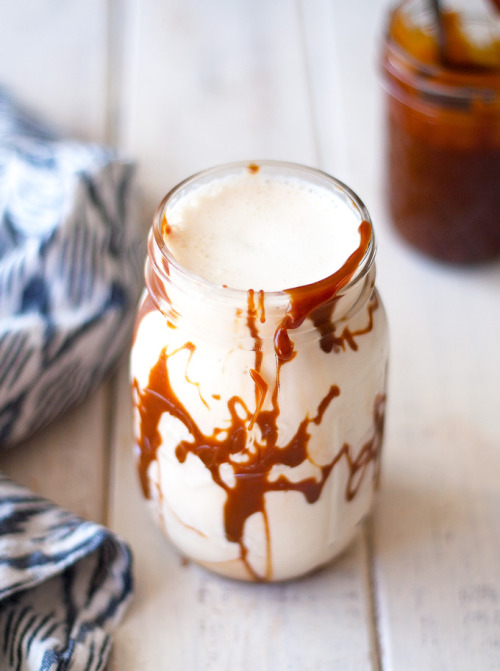 fullcravings:  Salted Caramel Milkshakes