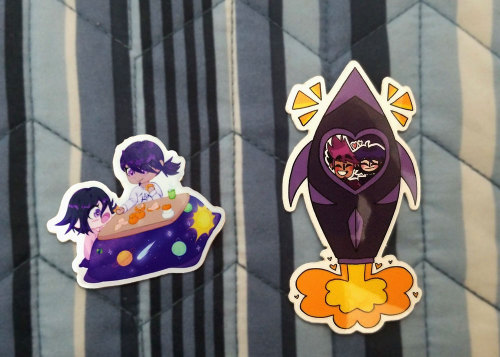 The oumota zine team is happy to announce our next arrivals! Our stickers have arrived! They and the