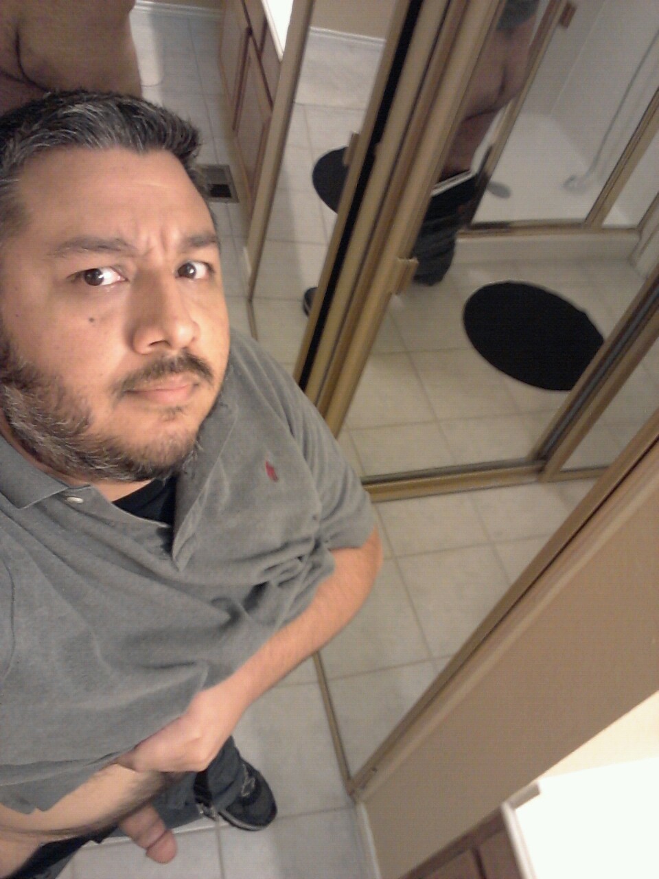 txbearguy:  Donâ€™t blinkâ€¦you might miss me flashingâ€¦because I never