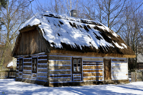 lamus-dworski:Skansen [folk museum] of the Radom region, Poland. Photos by Grazia.