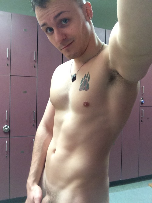 doodlehobbit:  Just some quick pics from a few days ago before I got sick.