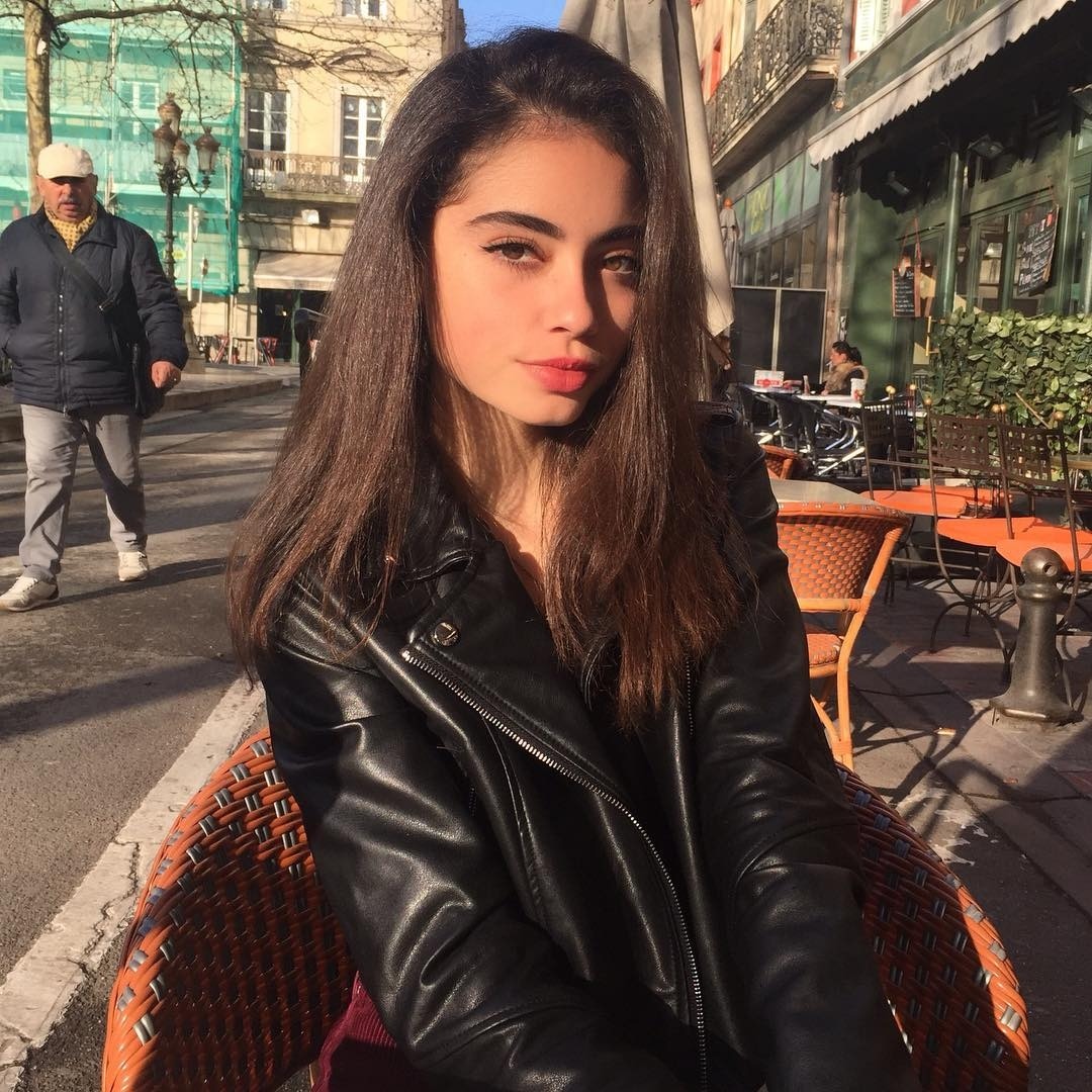 hunqrey: Instagram: @lydiamch   other blog (vogueistic) | uploads blog (hunqreyish)