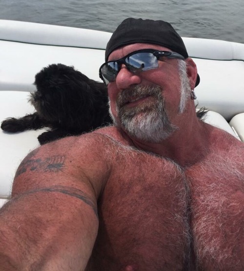 thickbear475: aerond: Wayne VanNostrand DAD~!