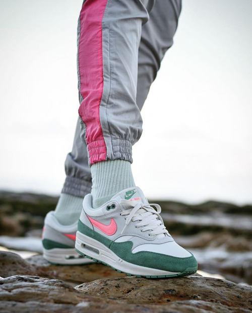 Air Max 1 ‘Watermelon’ (by: pugsandkicks)